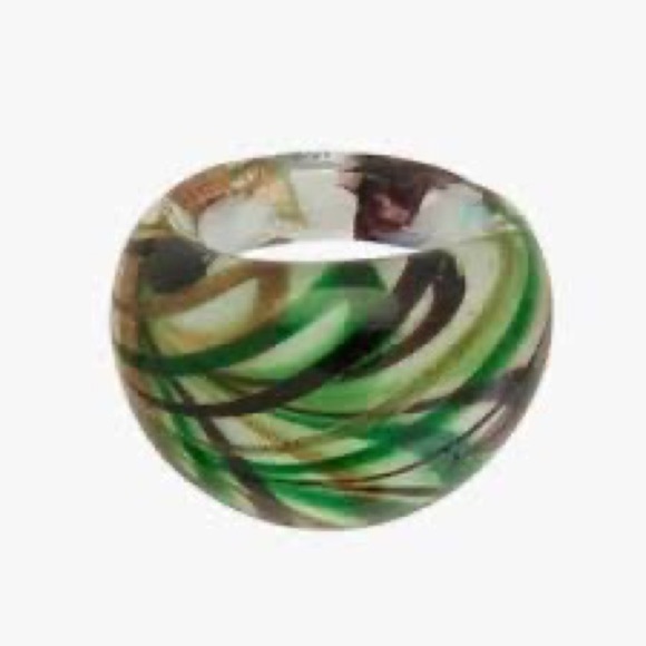 NWOT . Zara Limited Edition Green Round Glass Ring. Size S(12). - Picture 3 of 6